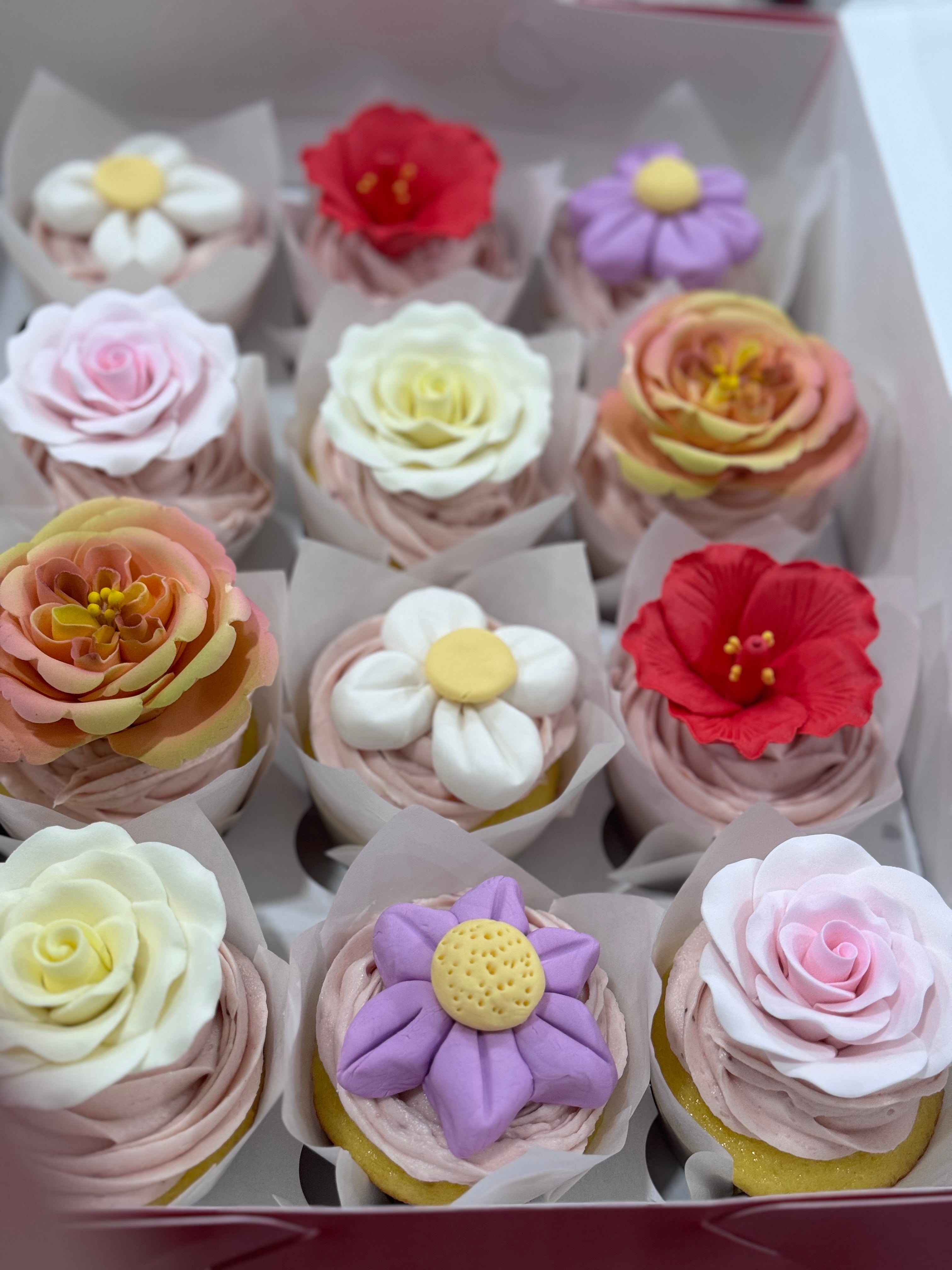 Mother's Day Floral Cupcake Set