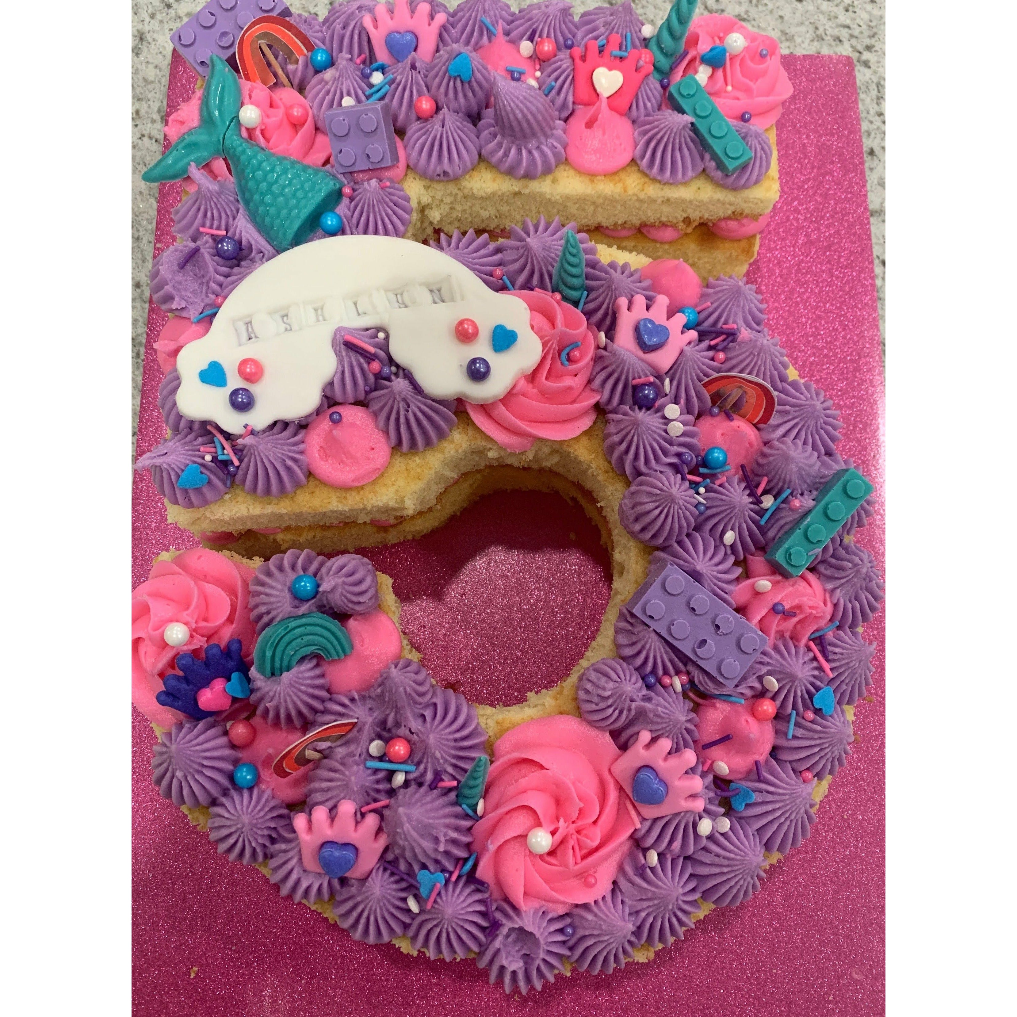 Number or Letter Cakes